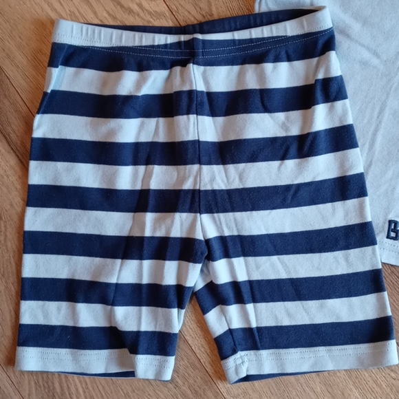 Gymboree Dinosaur Pajama Set - Picture 2 of 8